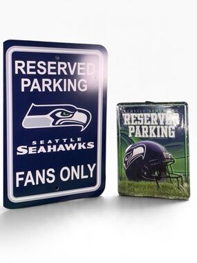 Seahawks NFL decor signs 💙💚